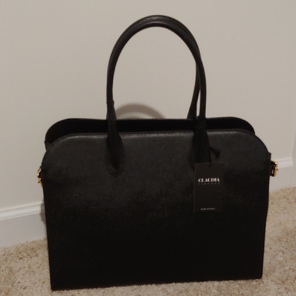 Claudia Firenze Black Pebbled leather Bag